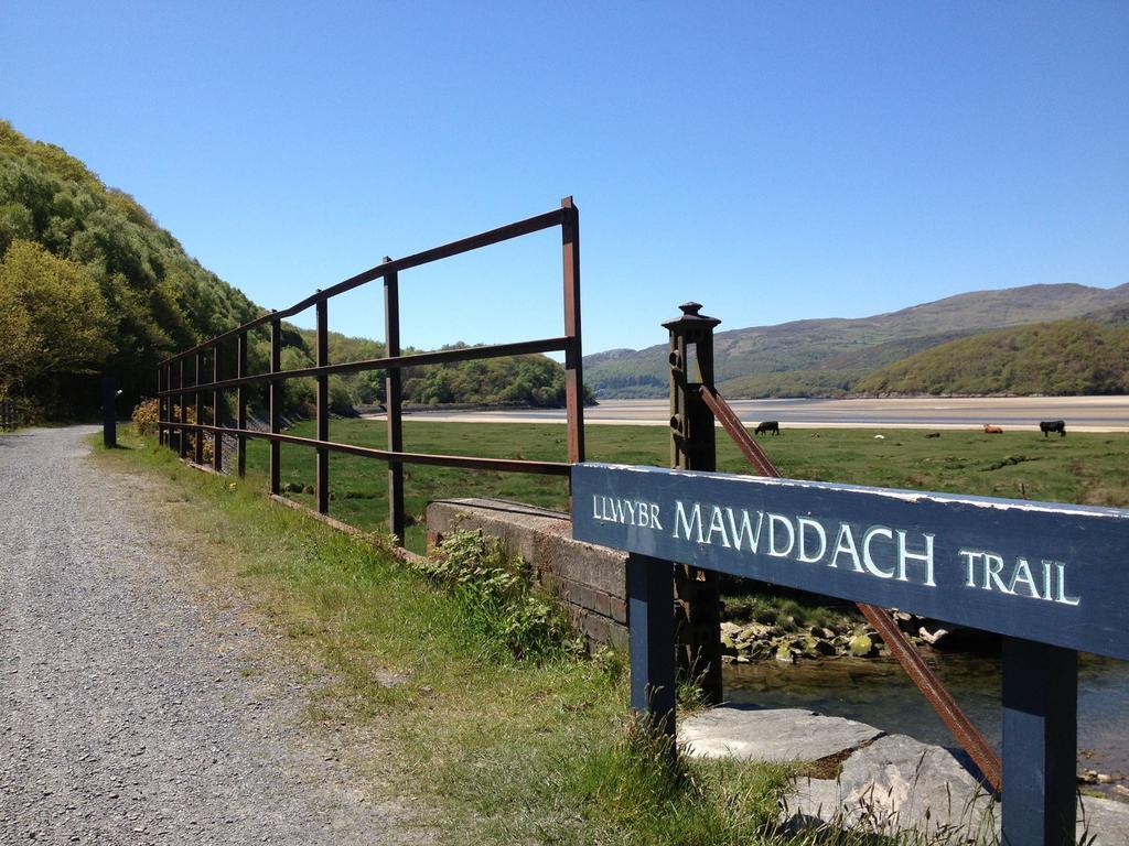 Snowdonia Snug - Studio Style Accommodation Dolgellau Εξωτερικό φωτογραφία